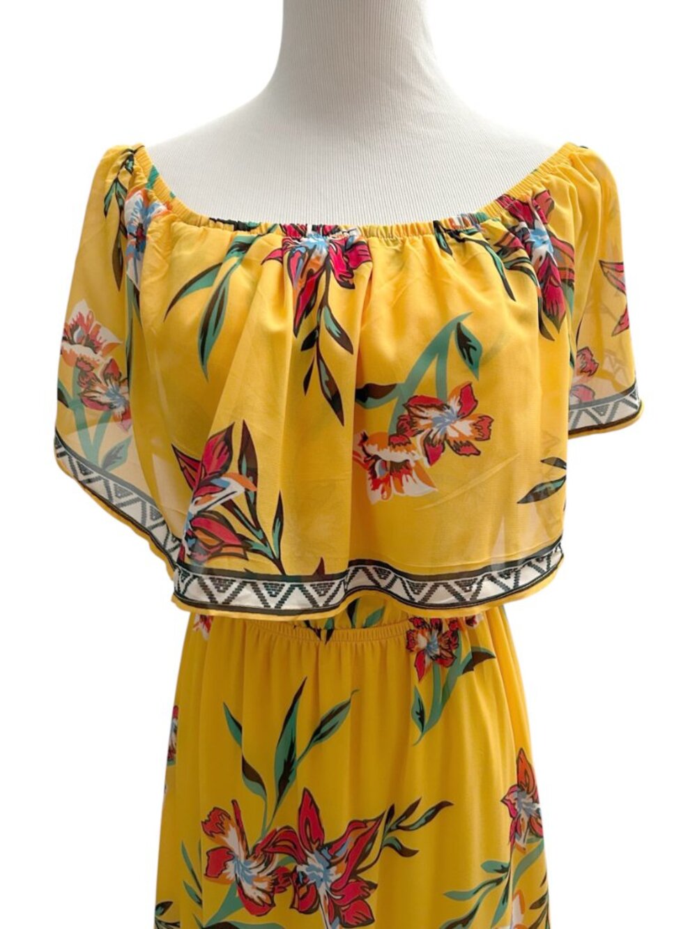 Lulus Size M Medium Cancun Cutie Yellow Floral Off-the-Shoulder Maxi Dress NWT - Picture 4 of 8